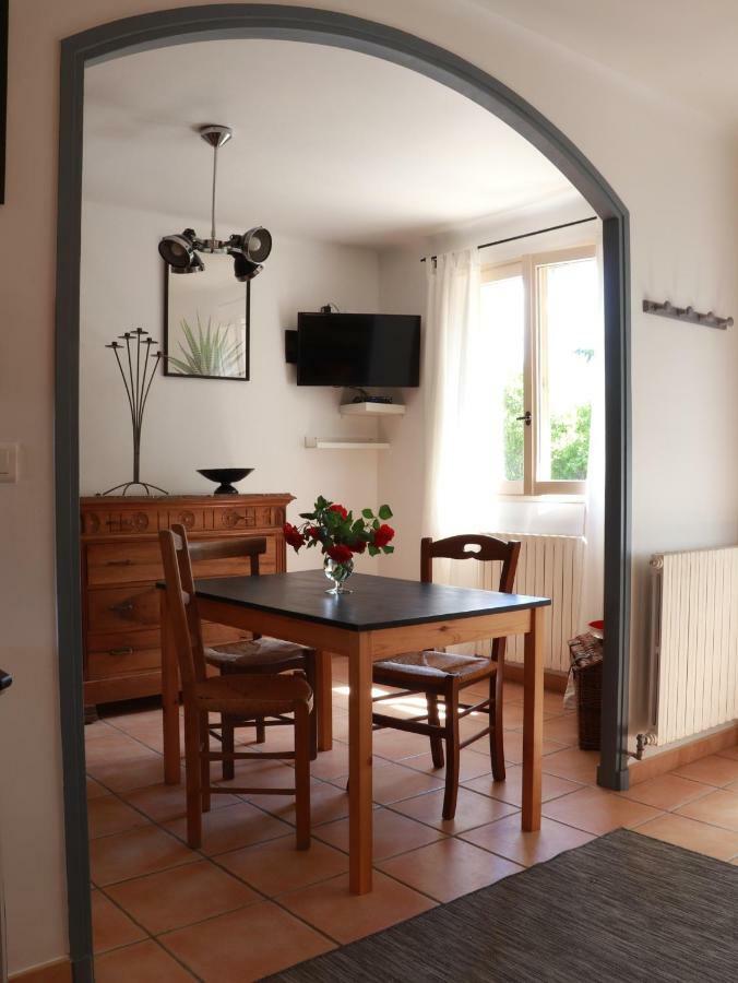 Bed and Breakfast Lo Rastelié Suze-la-Rousse Exterior foto